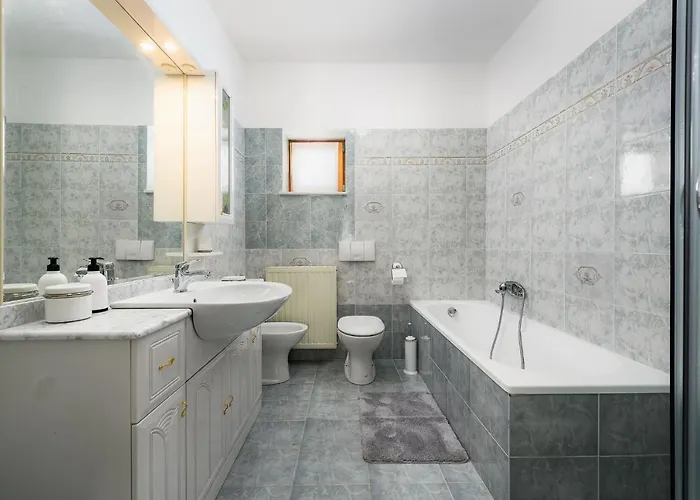 Apartment Paradiz *