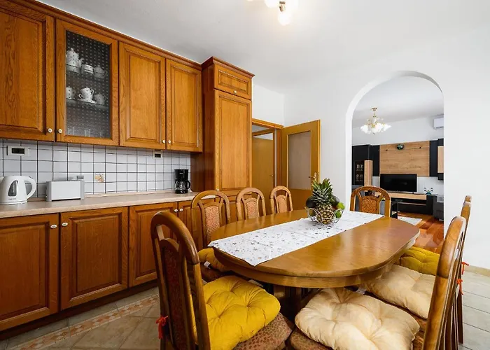 Paradiz Apartment *