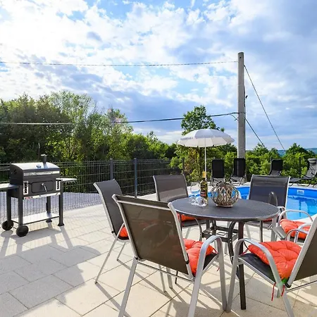 Apartment Paradiz