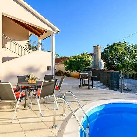 Apartment Paradiz